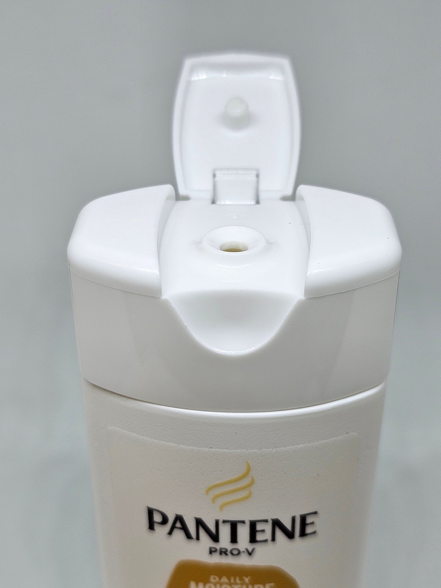Pantene Shampoo. Express delivery.