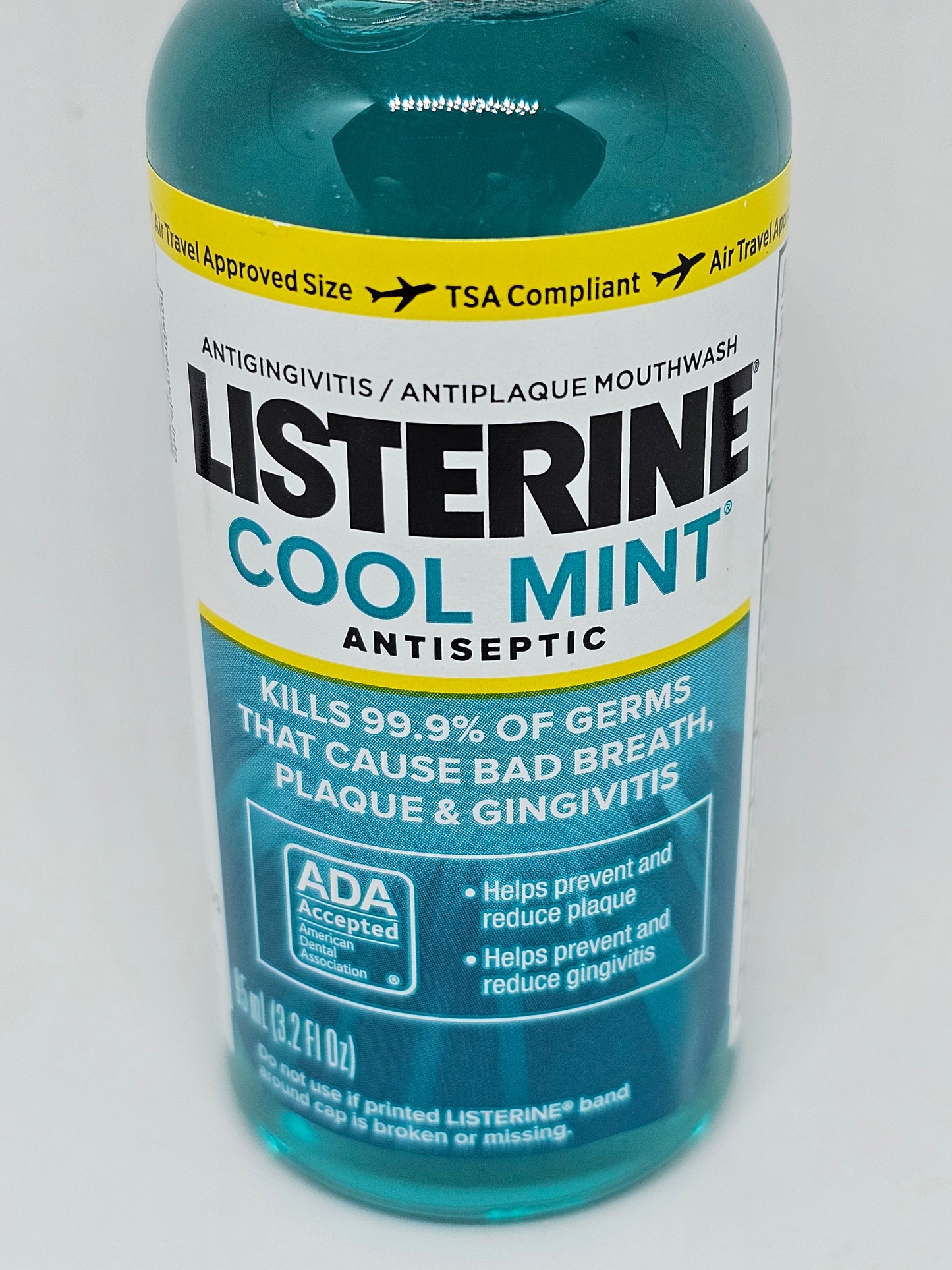 Listerine travel size. Express delivery.
