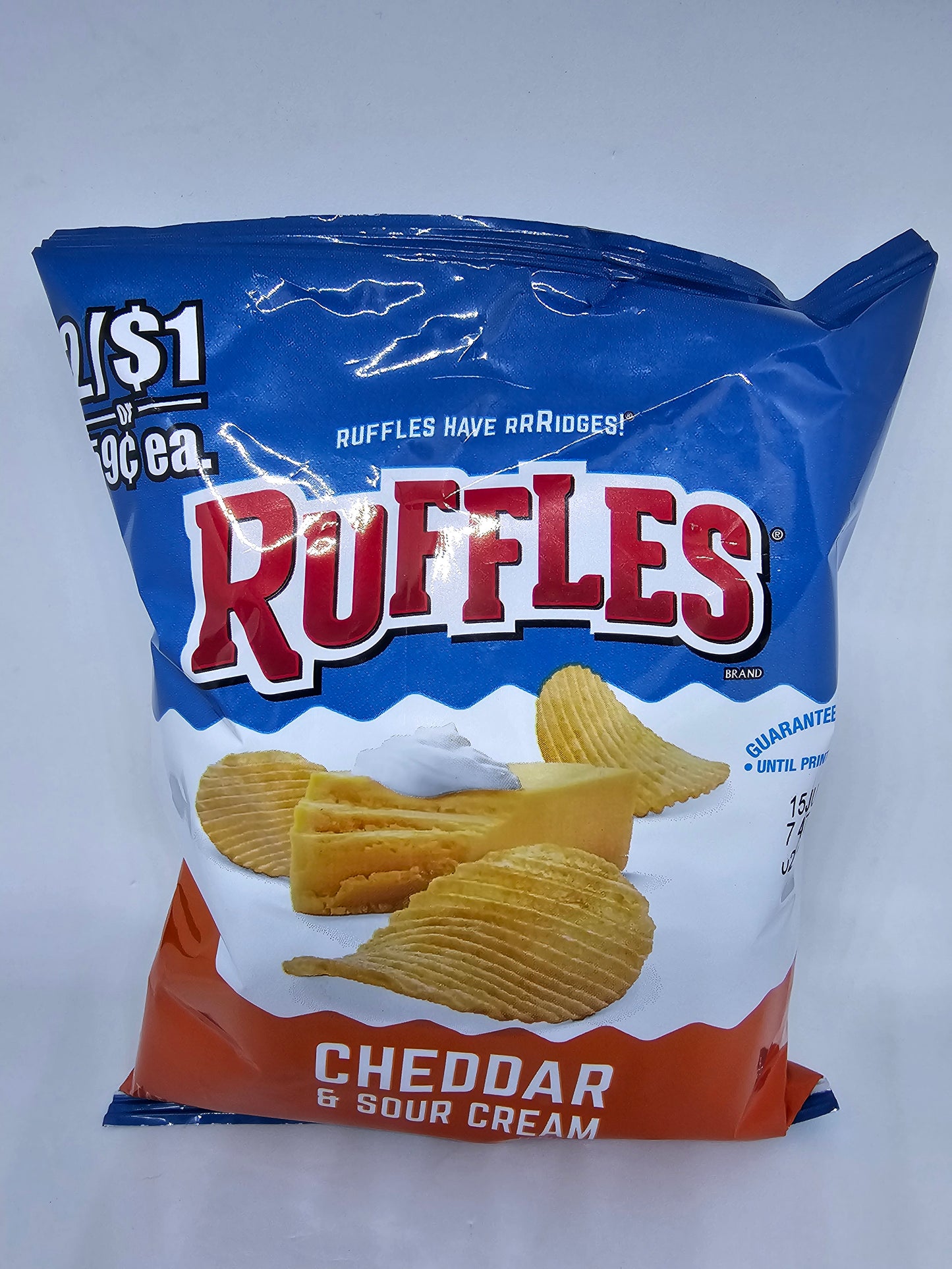 Ruffles potato 🥔 chips express deliver on the strip.
