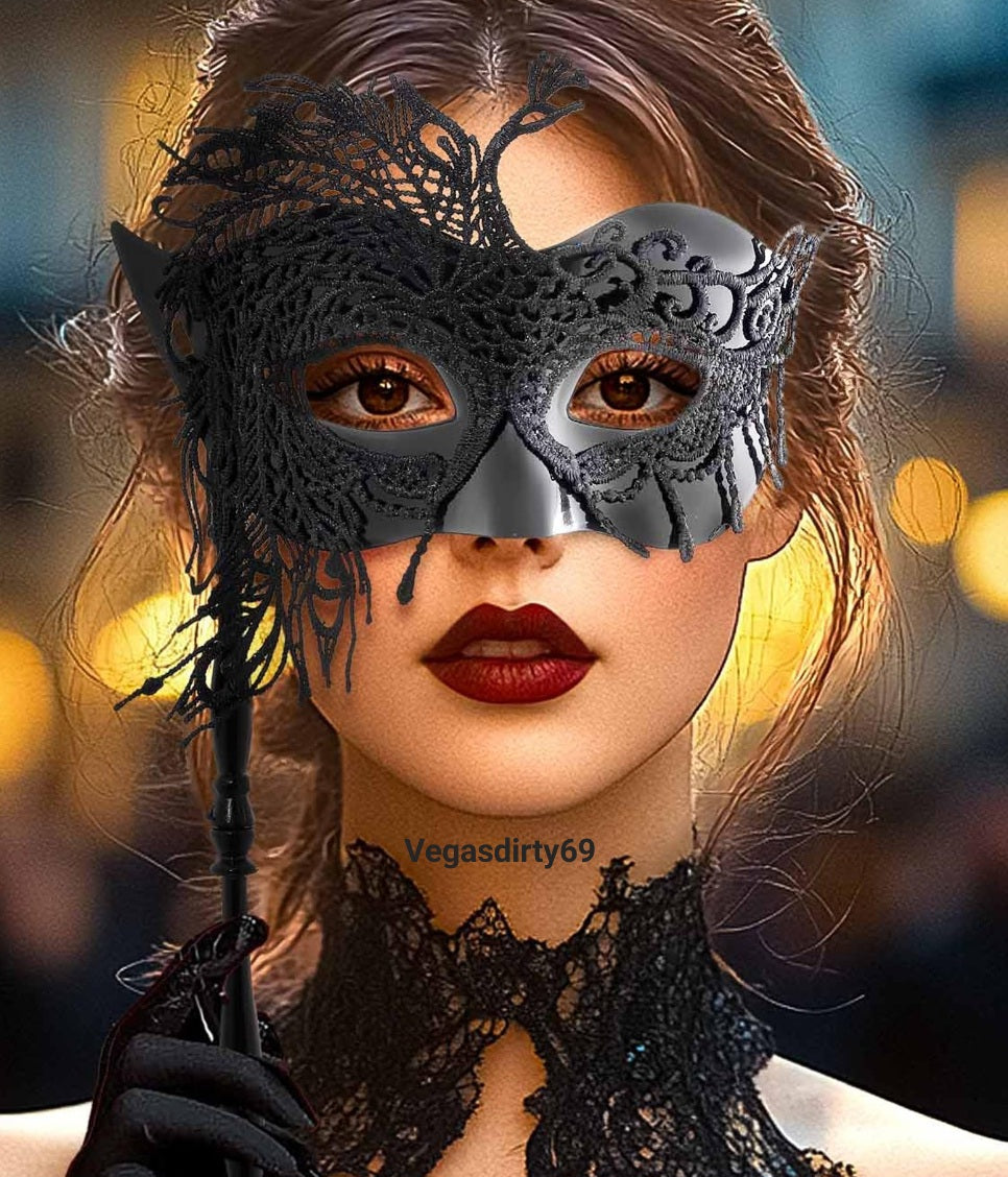 Swinger mask express delivery.