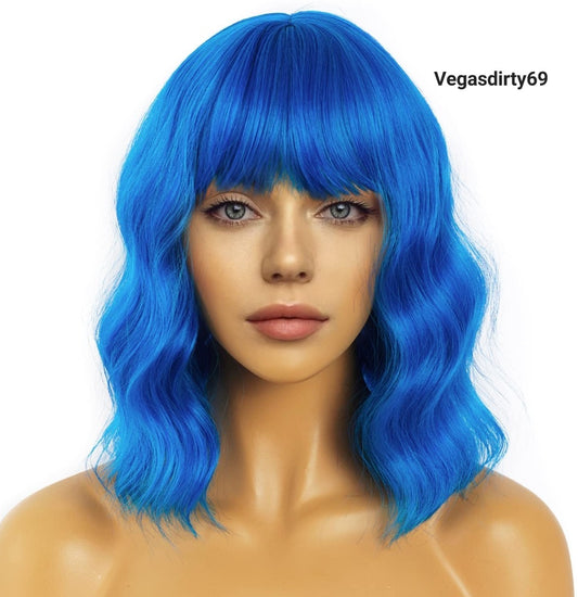 LANCAINI Short Bob Wavy Wig with Bangs for Women.